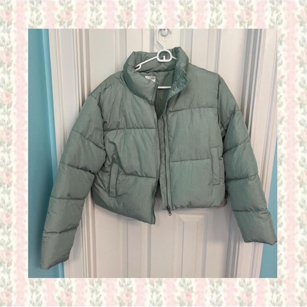 Stylish Green Puffer Jacket